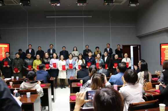 ����ِ��|��ϣ�ֱ����̎���Ϣ���g������Ӗ�߼��ܴ�ِ