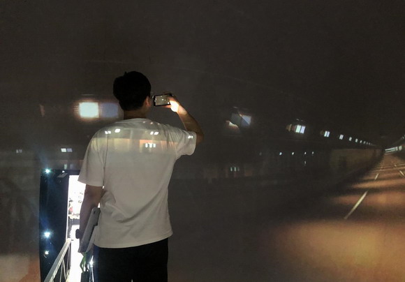 ���йٵ�����ʢ����InfoComm China�����_Ļ