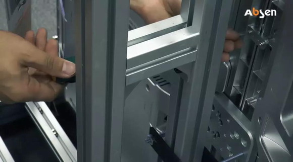 ����ɭMini LED CR0.9���H�Ǯa(ch��n)Ʒ������(j��)������һ��(ch��ng)���g(sh��)�ĸ���