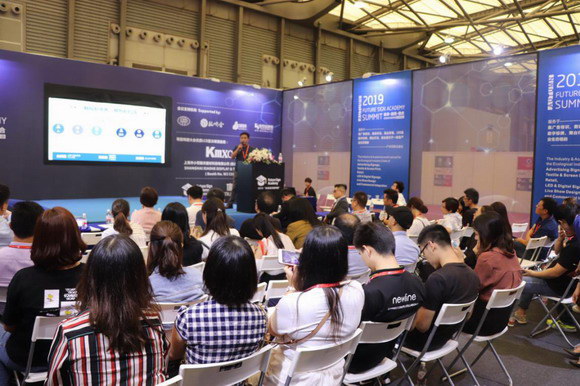 第二屆數(shù)字標牌行業(yè)應用峰會圓滿舉行